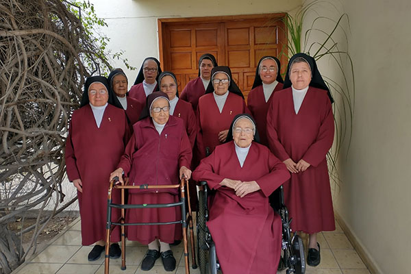 Religiosas Adoratrices